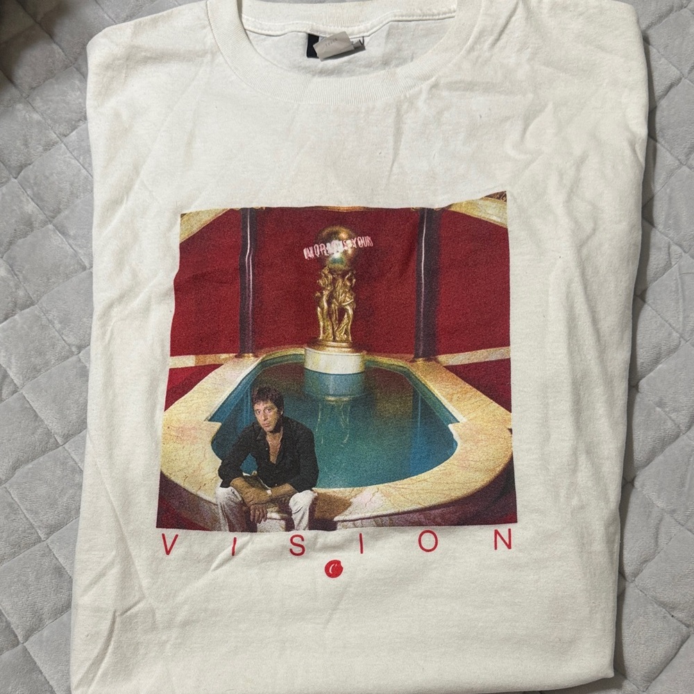 White Short-Sleeve Graphic Tee with Red & Blue Artwork
